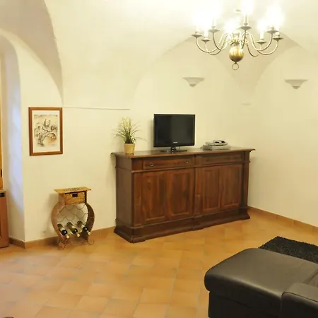 Prázdninový dům Charming With Sunny Outside Space And Amazing Views *