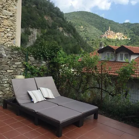 Charming With Sunny Outside Space And Amazing Views *