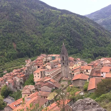 Charming With Sunny Outside Space And Amazing Views * Pigna