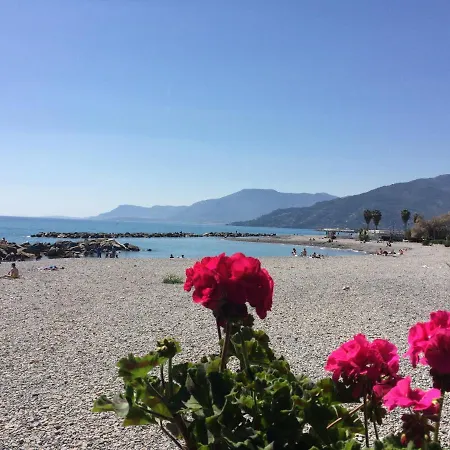 Charming With Sunny Outside Space And Amazing Views * Pigna